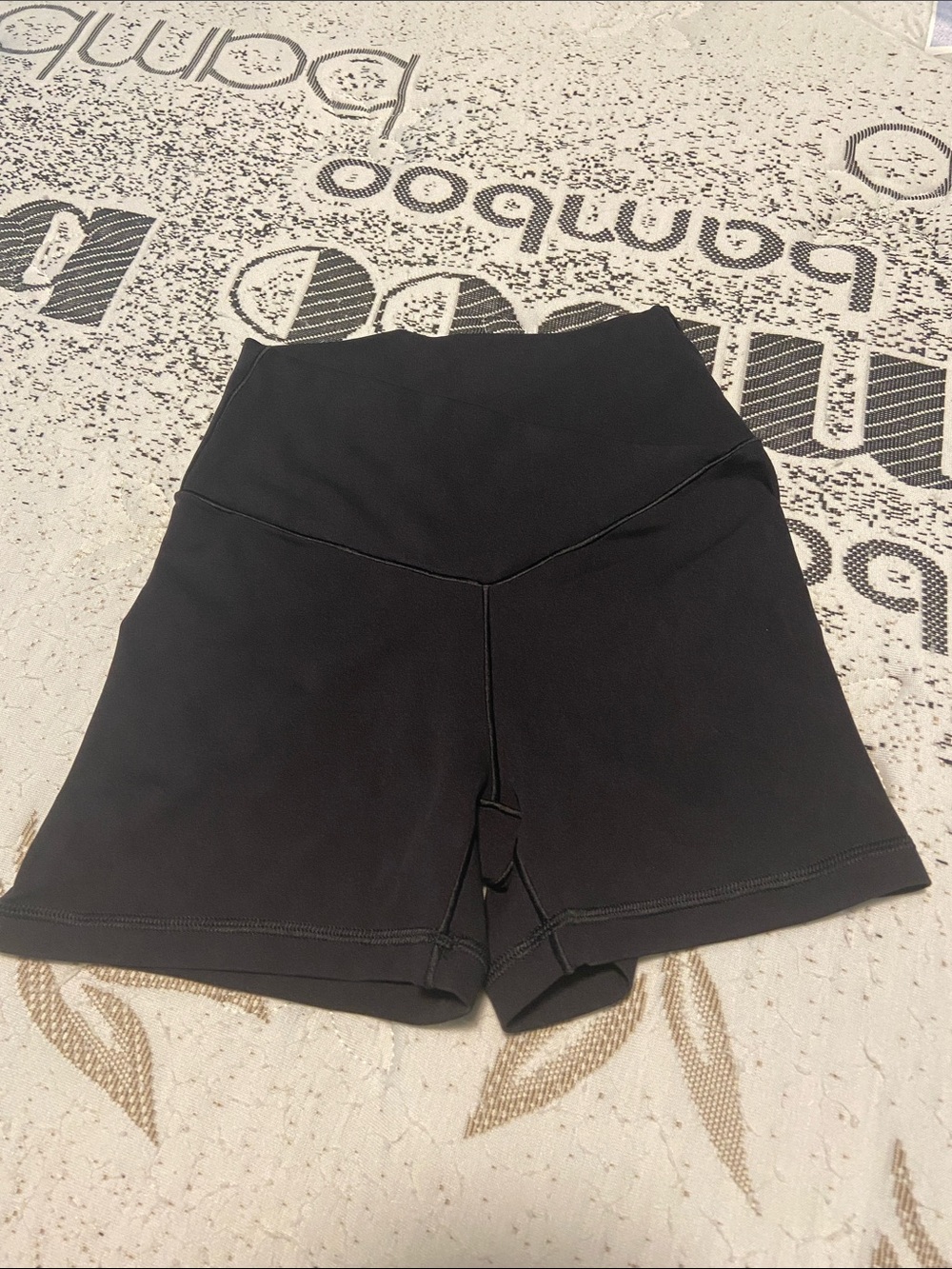 ✨ Aerie Crossover Shorts ✨